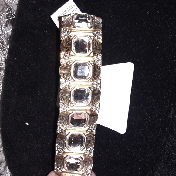 LIA SOPHIA GOLD TONE STRETCH BRACELET - Picture 3 of 8